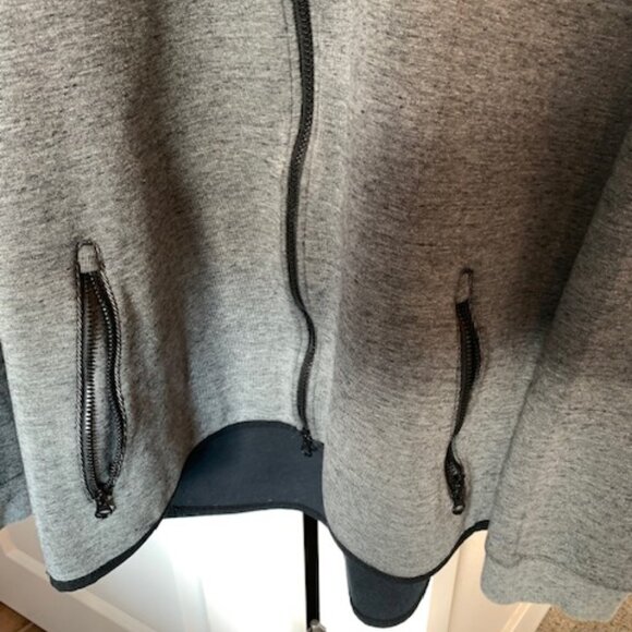 Nike Men's Tech Grey Fleece Full-Zip Windrunner Hoodie - Picture 3 of 7